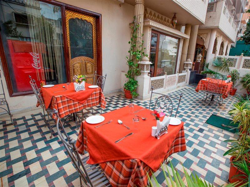 Nahargarh Haveli-Near Train Station Metro Hotel Dzsaipur Kültér fotó