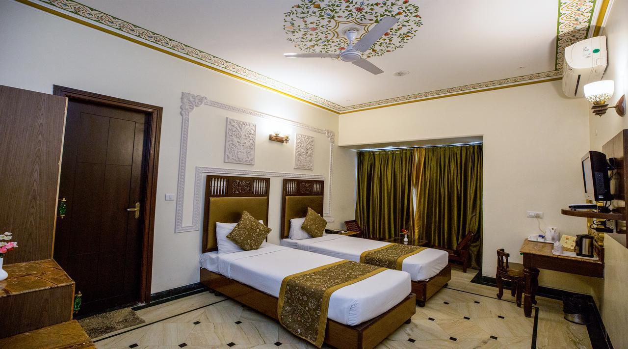 Nahargarh Haveli-Near Train Station Metro Hotel Dzsaipur Kültér fotó