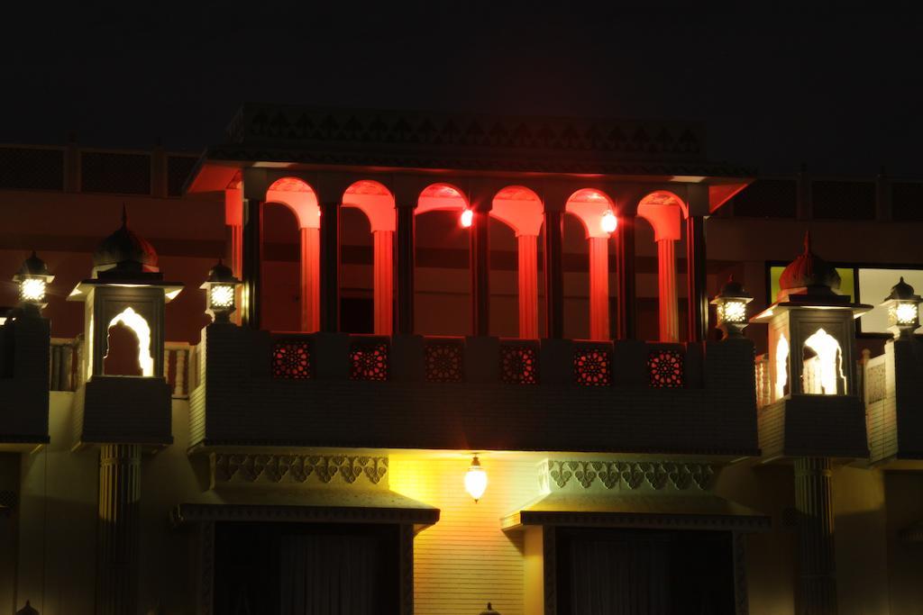 Nahargarh Haveli-Near Train Station Metro Hotel Dzsaipur Kültér fotó