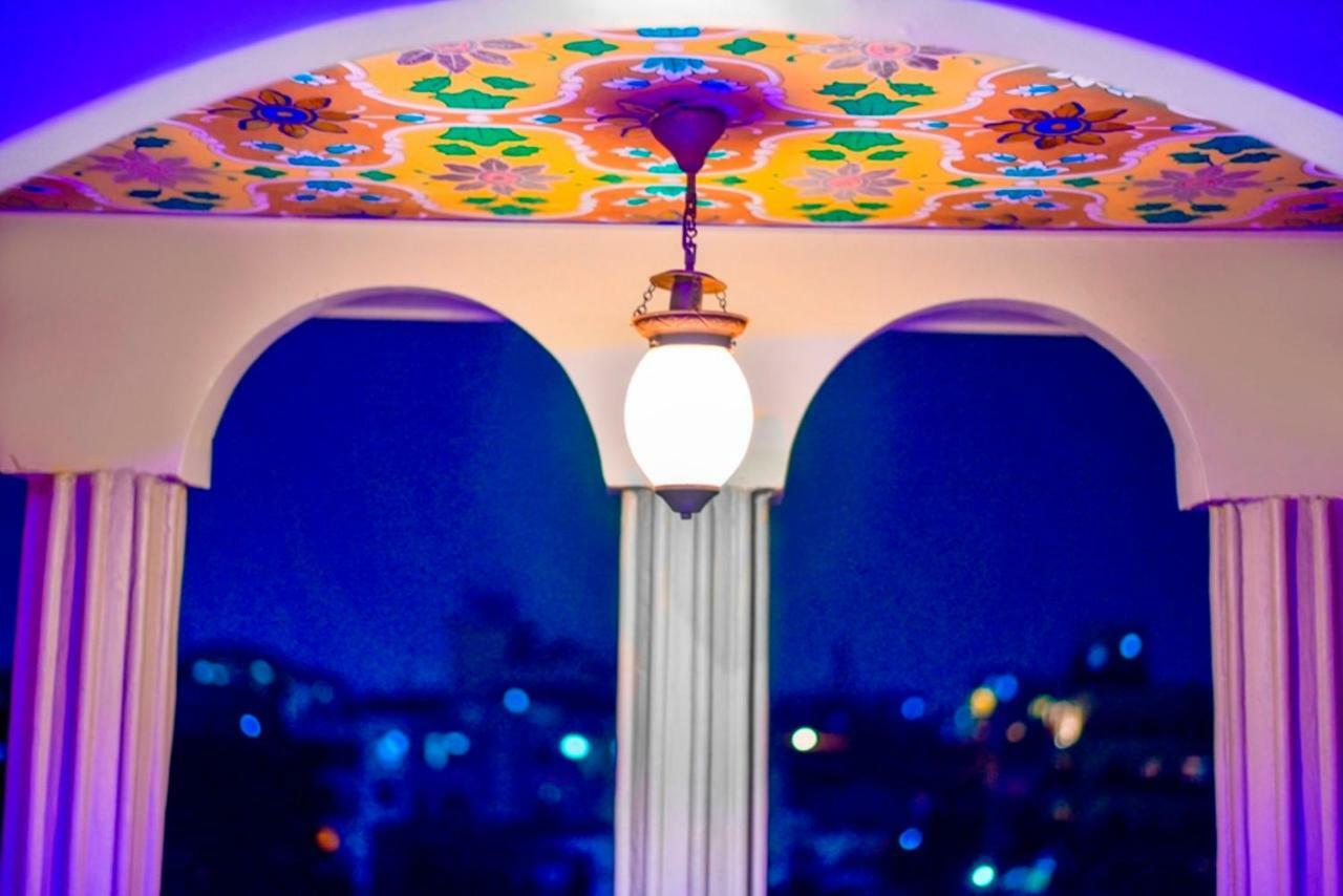 Nahargarh Haveli-Near Train Station Metro Hotel Dzsaipur Kültér fotó